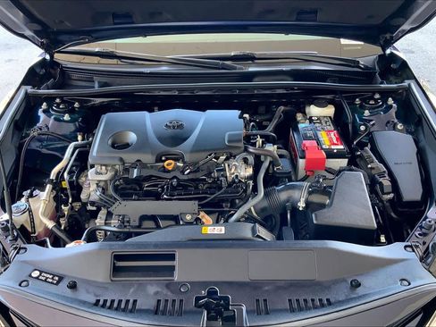 Used 2022 Toyota Camry LE FWD image 30