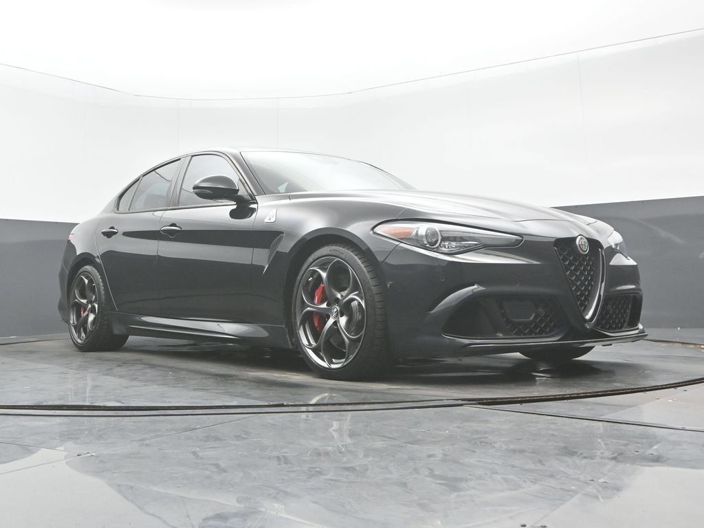 Used 2022 Alfa Romeo Giulia Quadrifoglio RWD image 30