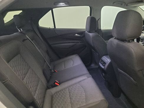 Used 2018 Chevrolet Equinox LT AWD/4WD image 19