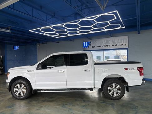 Used 2018 Ford F150 XLT w/ Equipment Group 302A Luxury AWD/4WD image 12