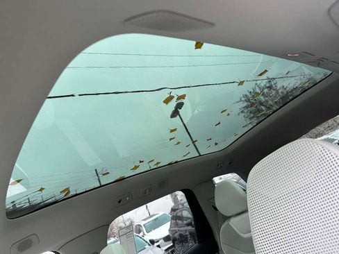 New 2025 Volvo EX90 Ultra w/ Protection Package Premier image 23