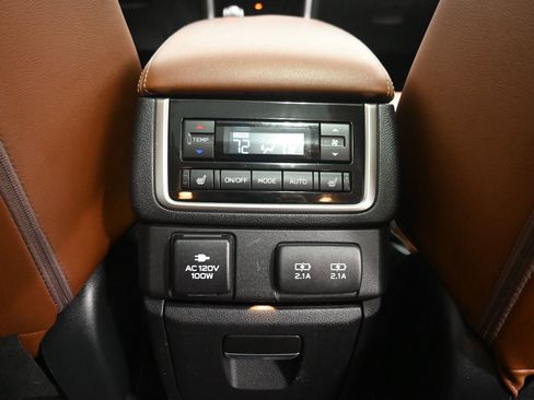 Used 2019 Subaru Ascent Touring AWD/4WD image 33
