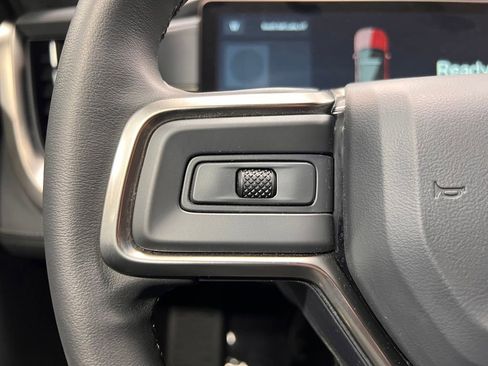 Used 2025 Rivian R1S Adventure AWD/4WD image 17