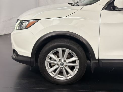 Used 2017 Nissan Rogue Sport S w/ S Appearance Package FWD image 11