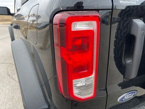 Used 2023 Ford Bronco Black Diamond AWD/4WD image 11