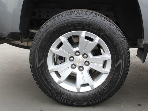 Used 2021 Chevrolet Colorado LT w/ Safety Package image 33