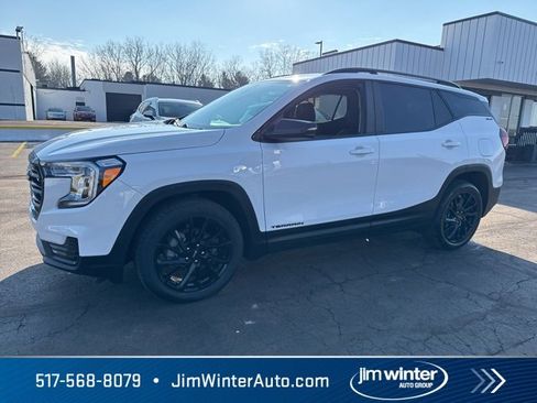 Certified 2023 GMC Terrain SLE w/ Driver Convenience Package image 8