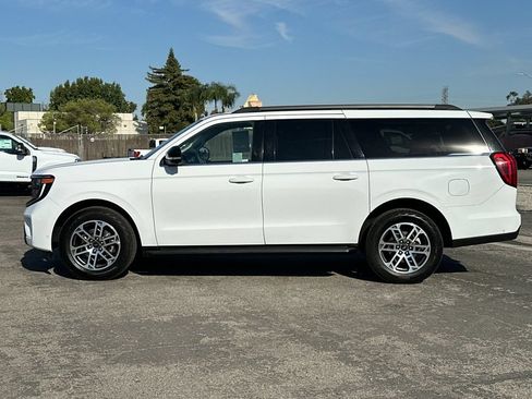 Certified 2025 Ford Expedition Max Active AWD/4WD image 6
