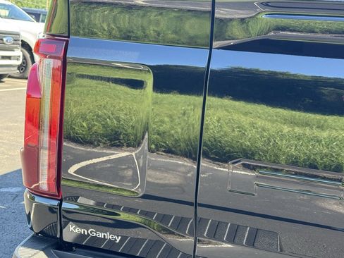 New 2025 Ford F150 Lariat w/ Equipment Group 502A High image 11