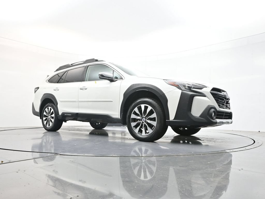 Used 2025 Subaru Outback Touring XT AWD/4WD image 35