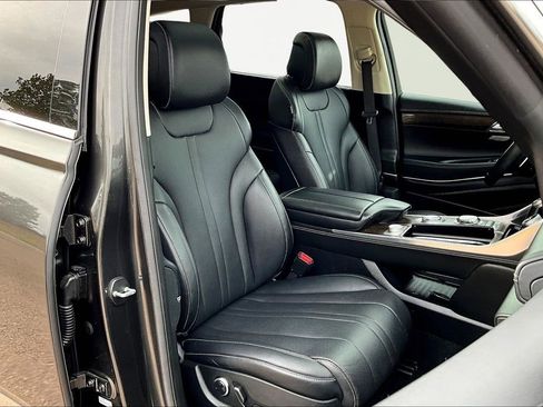 Used 2024 Genesis GV80 3.5T image 7