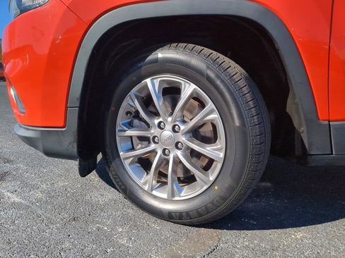 Used 2021 Jeep Cherokee Latitude Lux w/ Comfort/Convenience Group image 36