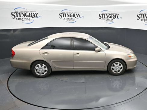 Used 2002 Toyota Camry XLE FWD image 25