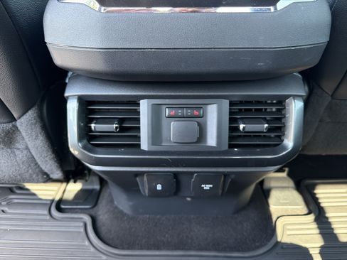 Used 2021 Ford F150 Lariat w/ Equipment Group 502A High AWD/4WD image 23