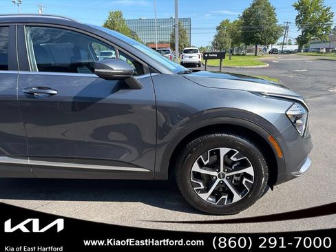 Certified 2023 Kia Sportage EX AWD/4WD image 5