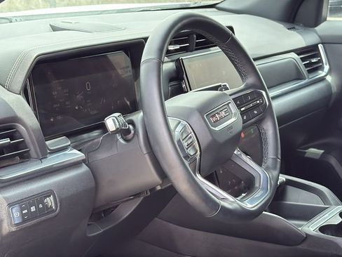 Used 2026 GMC Terrain Elevation FWD image 9