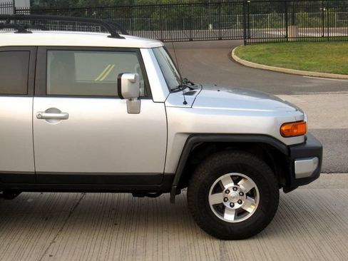 Used 2008 Toyota FJ Cruiser 4WD w/ Convenience Pkg image 10