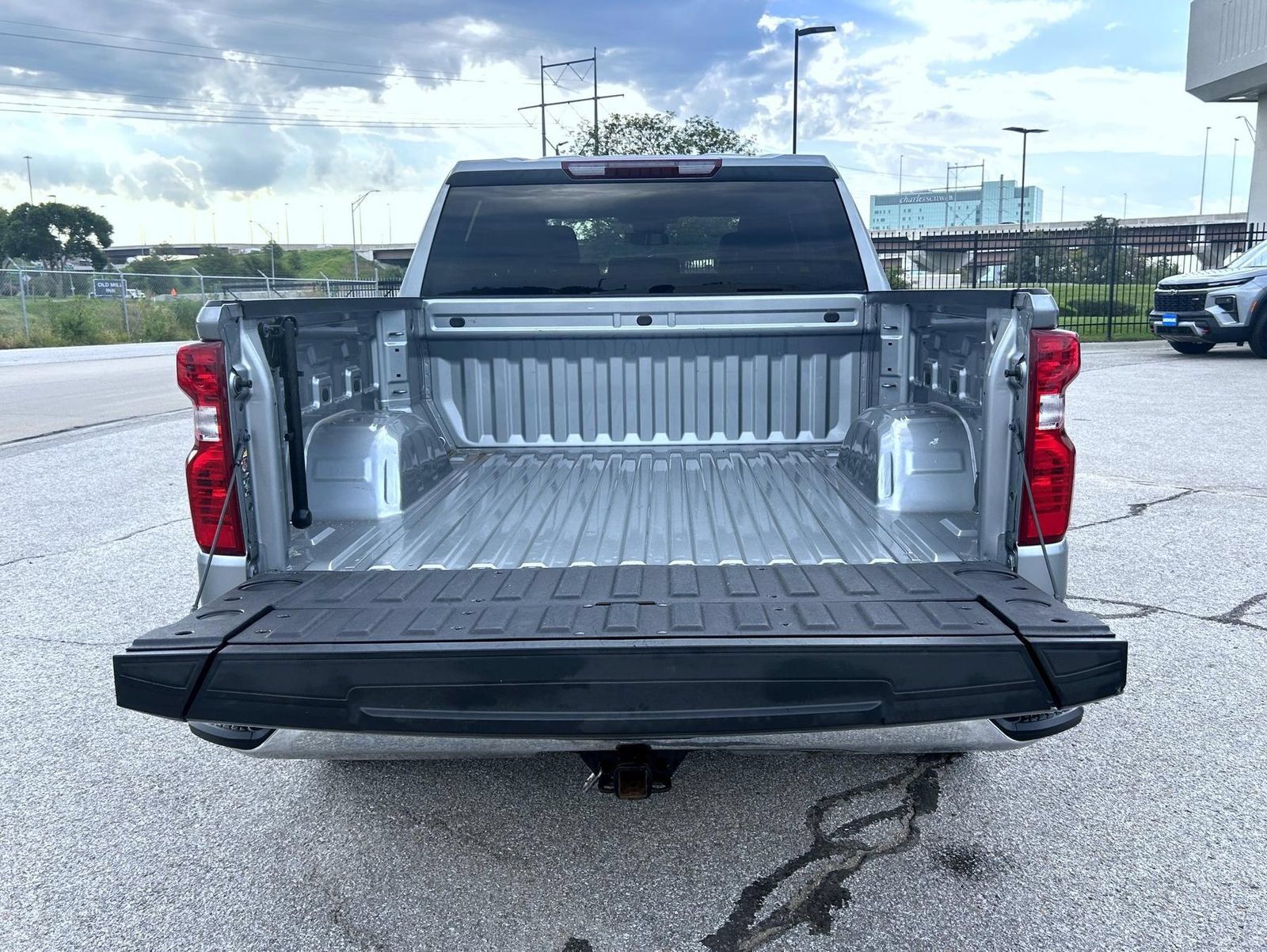 Certified 2023 Chevrolet Silverado 1500 LT AWD/4WD image 21