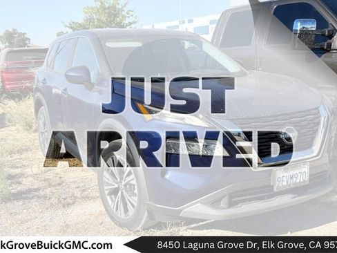 Used 2023 Nissan Rogue SV FWD image 1