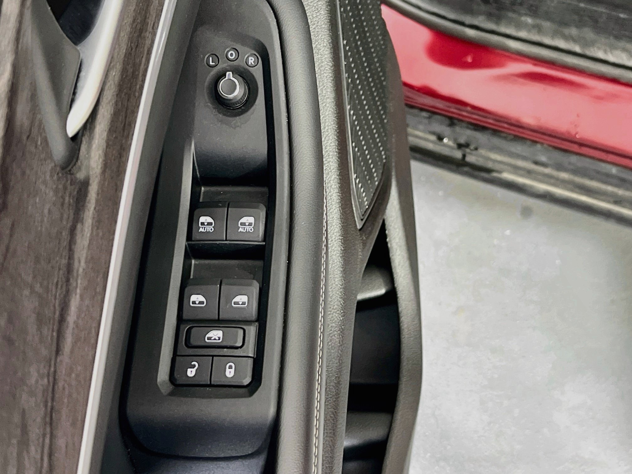 Used 2023 Jeep Grand Cherokee Limited AWD/4WD image 18