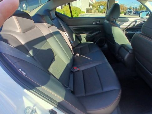 Used 2020 Nissan Altima 2.5 SR image 36