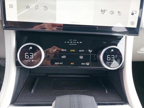 New 2026 Jaguar F-PACE R-Dynamic S image 19