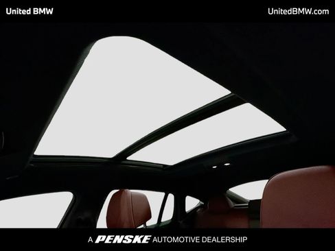 Used 2024 BMW X6 xDrive40i w/ Premium Package image 12