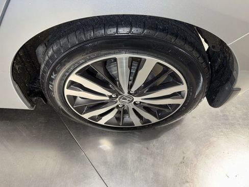 Used 2015 Honda Fit EX image 12