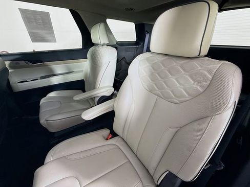Used 2021 Hyundai Palisade Limited w/ Cargo Package image 26