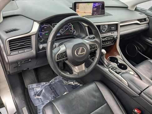 Used 2018 Lexus RX 450h AWD image 9