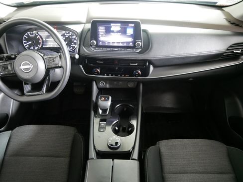 Used 2023 Nissan Rogue SV AWD/4WD image 10
