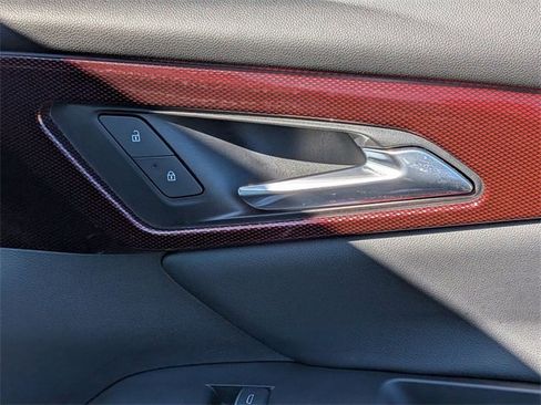 Used 2024 Chevrolet Traverse RS image 38