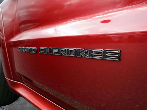 Used 2019 Jeep Grand Cherokee High Altitude image 14