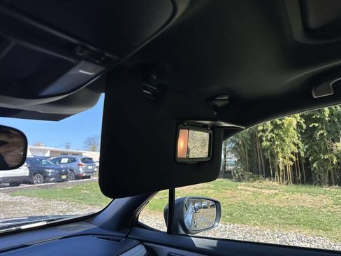 Certified 2025 Subaru Forester Premium AWD/4WD image 16