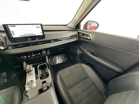 Used 2025 Mitsubishi Outlander SE AWD/4WD image 12