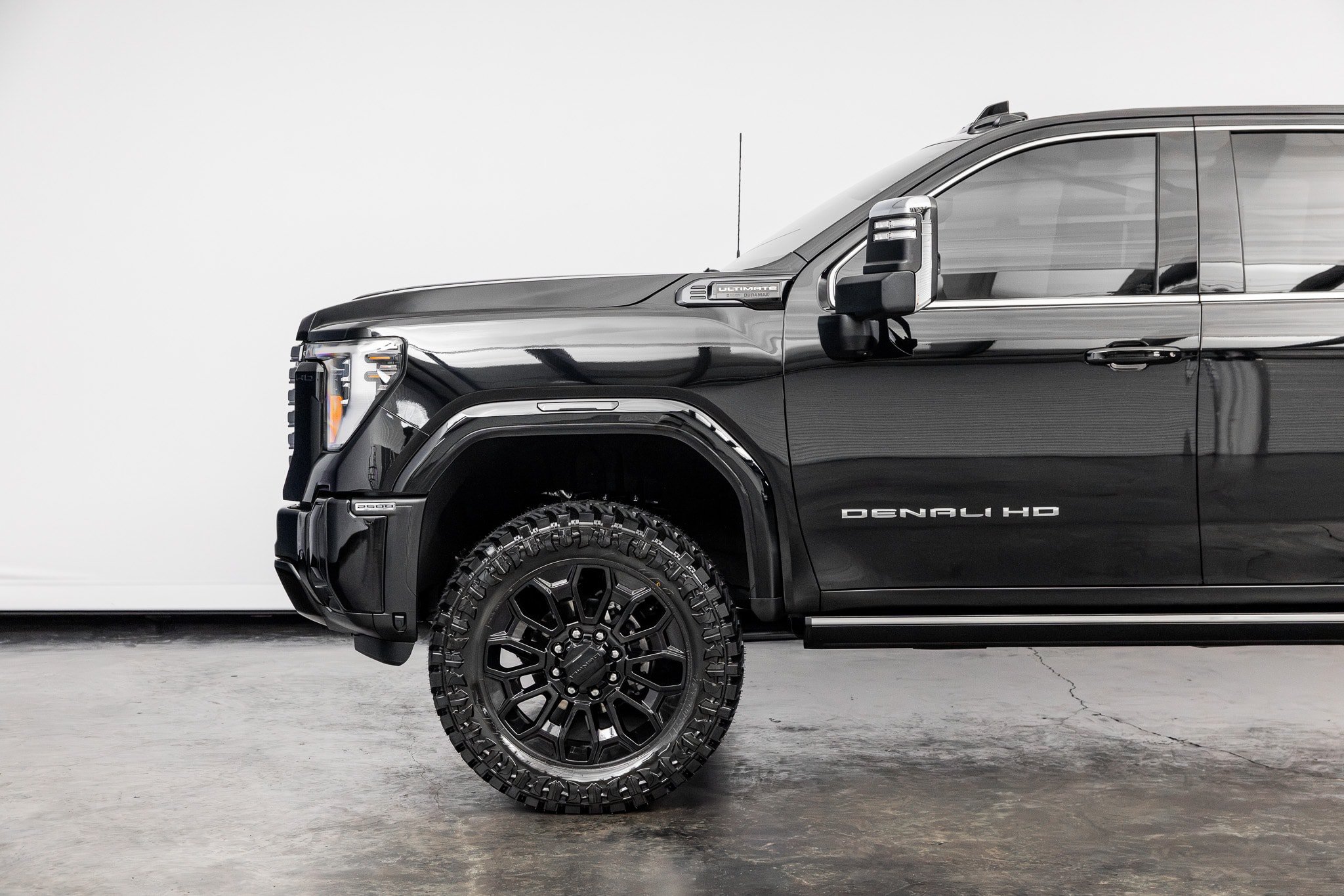 Used 2026 GMC Sierra 2500 Denali Ultimate w/ Max Trailering Package AWD/4WD image 10