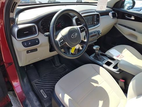 Used 2020 Kia Sorento LX w/ LX I4 Convenience Package AWD/4WD image 12