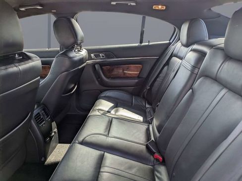 Used 2013 Lincoln MKS FWD image 12