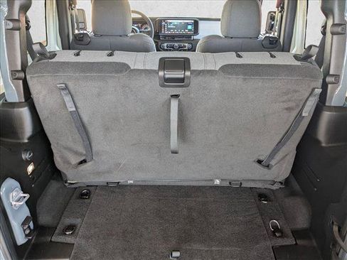 Certified 2025 Jeep Wrangler Sport AWD/4WD image 6