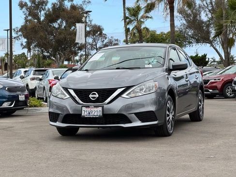 Used 2016 Nissan Sentra SV FWD image 6