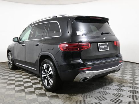 Certified 2026 Mercedes-Benz GLB 250 4MATIC image 5