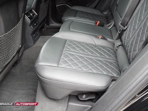 Used 2019 Audi SQ5 Premium Plus w/ Premium Plus Package image 24