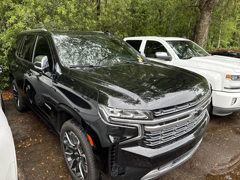 Used 2023 Chevrolet Tahoe Premier image 2