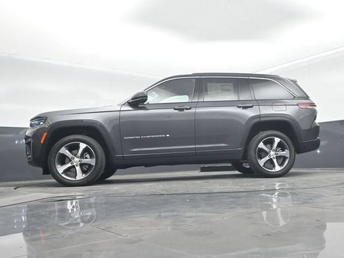 New 2026 Jeep Grand Cherokee Limited RWD image 45