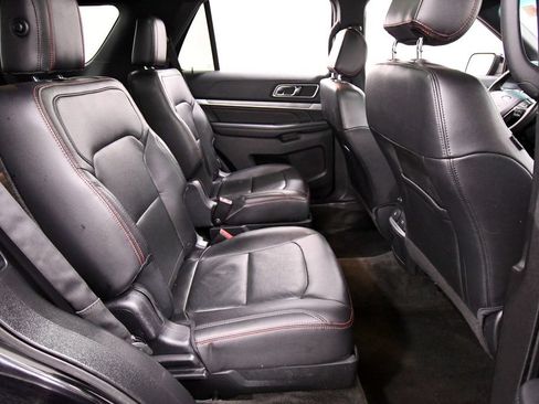 Used 2016 Ford Explorer Sport w/ Equipment Group 401A AWD/4WD image 18