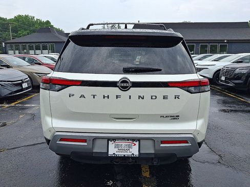 Used 2022 Nissan Pathfinder Platinum w/ Cargo Package AWD/4WD image 23
