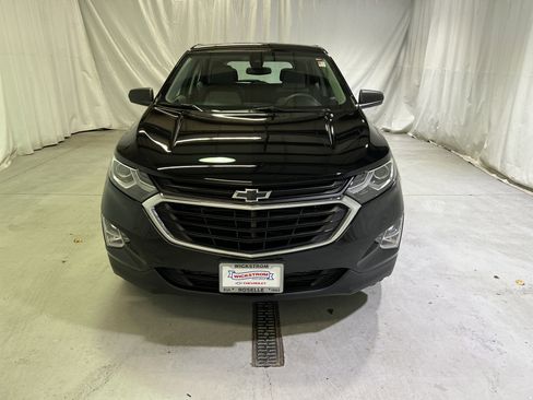 Used 2020 Chevrolet Equinox LS image 3