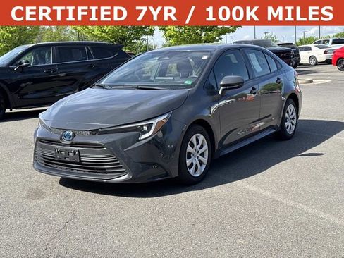 Used 2023 Toyota Corolla LE FWD image 5