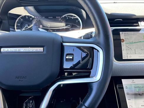 Used 2022 Land Rover Range Rover Evoque S AWD/4WD image 12