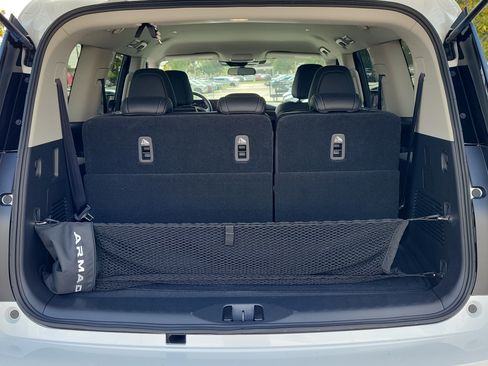 Certified 2025 Nissan Armada SV AWD/4WD image 7